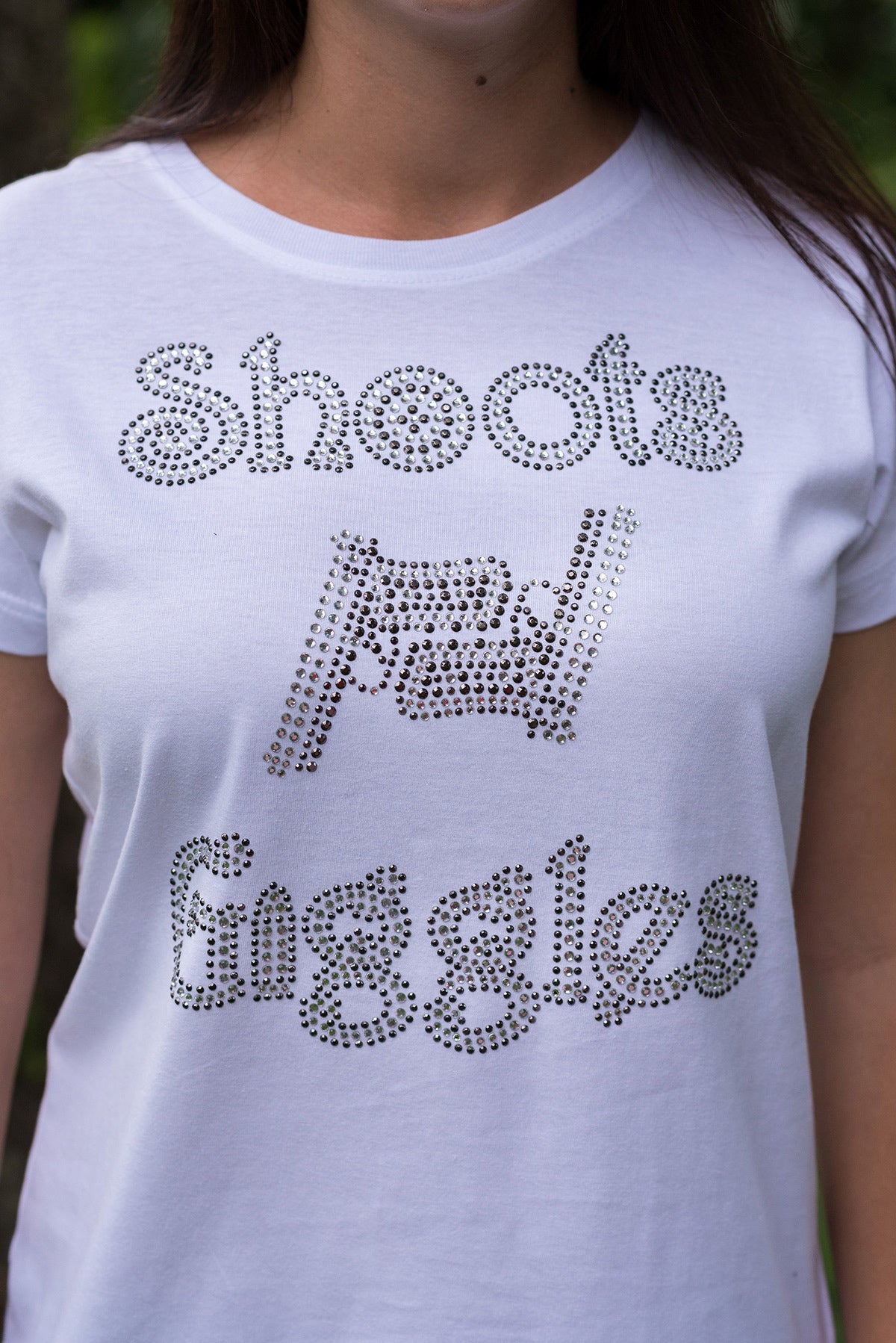Shoots N Giggles Logo